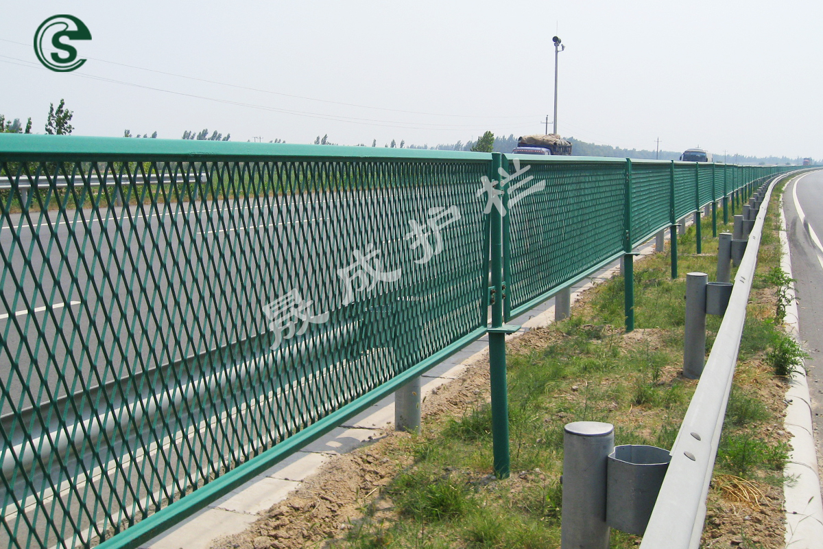 防眩網(wǎng)護欄（詳情）8.jpg